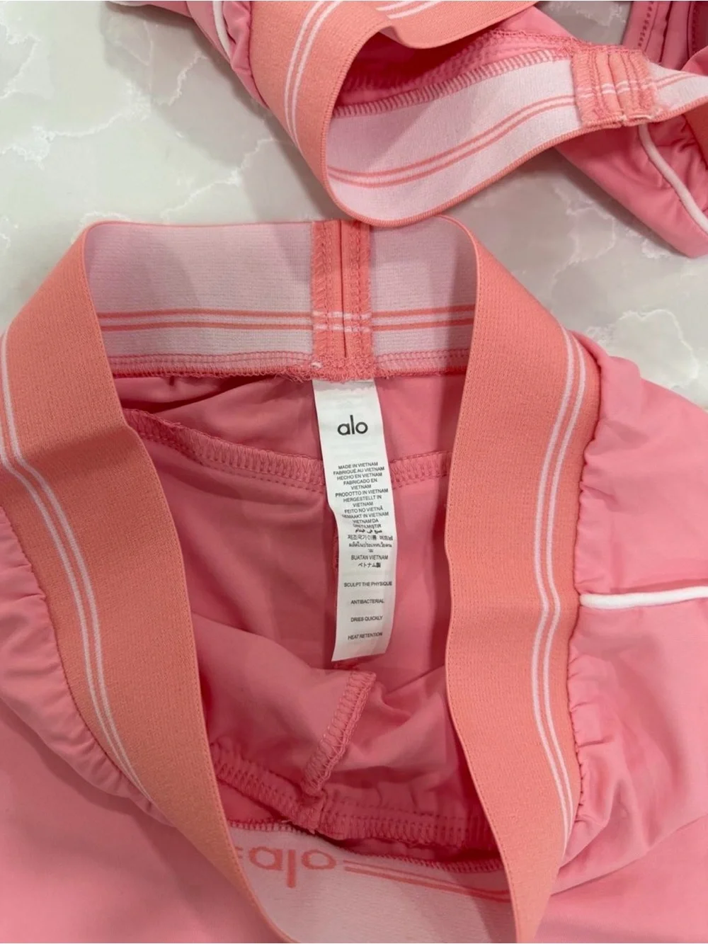 ALO Yoga Pink Active Sports Bra and High-Waist Leggings Set